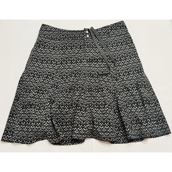 Athleta Pants - Athleta Skirt Womens Sz 8 White Black Pattern Active (A0129)